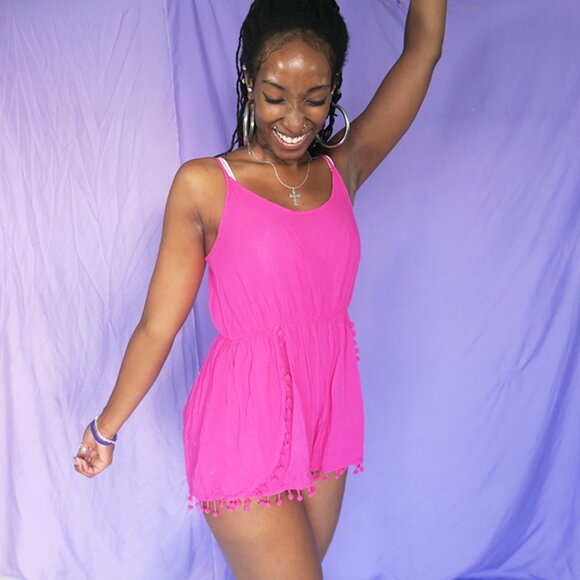 3 Henyu short pom pom balls spaghetti strap romper - Picture 5 of 5